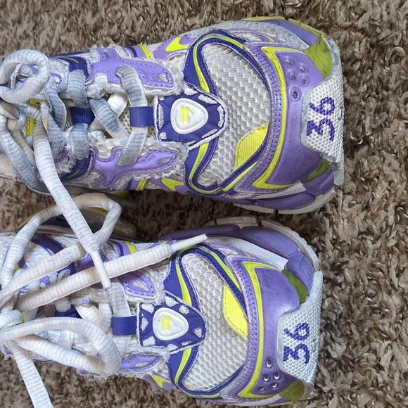 Balenciaga Women's Runner 2 Low Top Sneakers Trainers - Picture 8 of 11